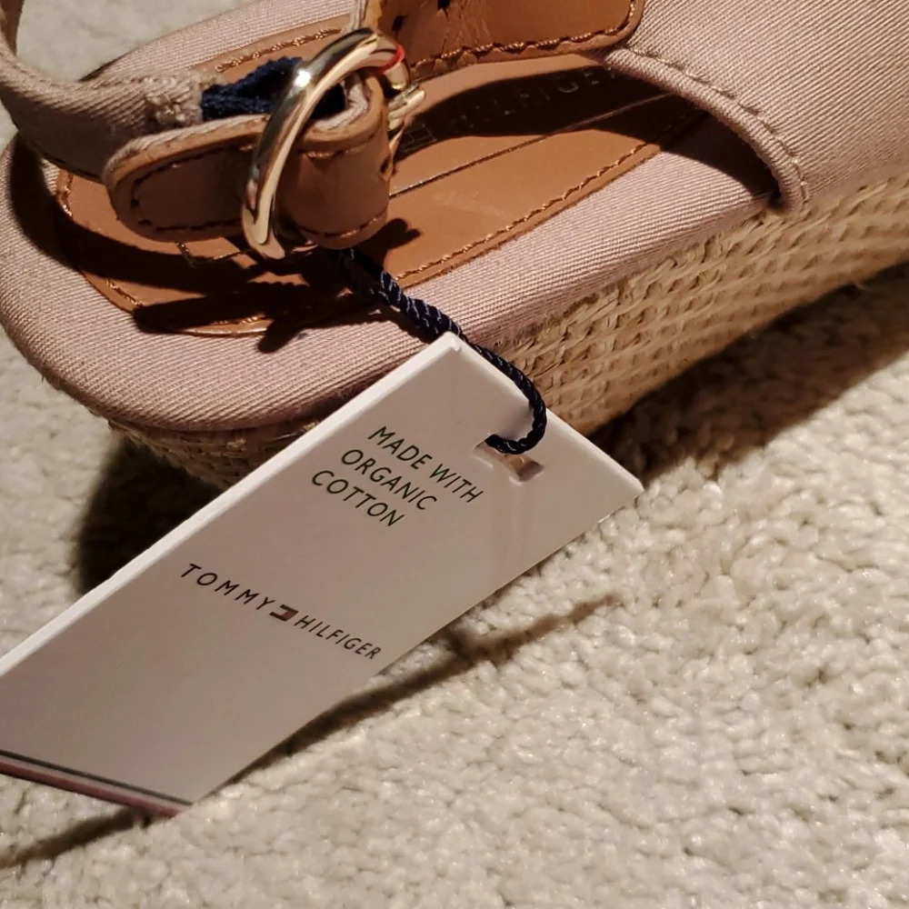 NWT Tommy Hilfiger Iconic Elba Organic Cotton Wedges Espadrille Sandals Shoes 6